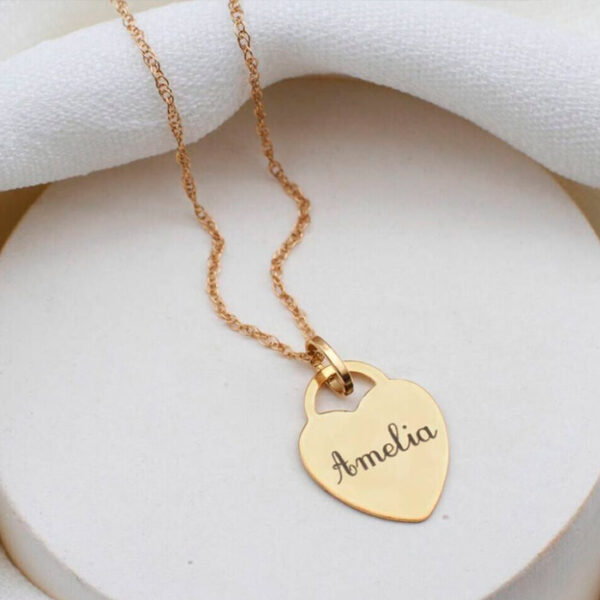 Collar Corazón con nombre